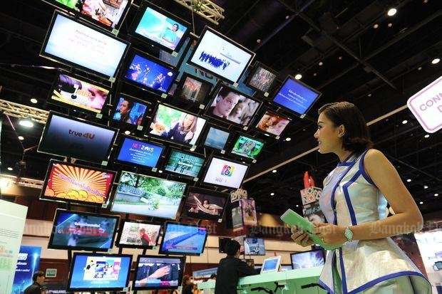 TV channels urged to adapt to new era